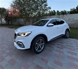 MG HS